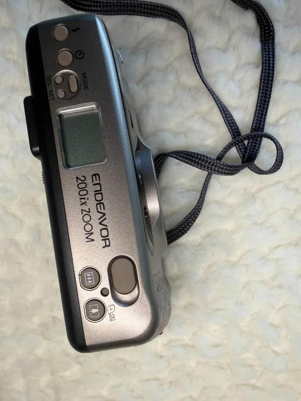 Vintage FUJIFILM ENDEAVOR 200iX APS Zoom Film Camera with case